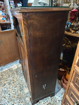 Mueble rústico buen estado