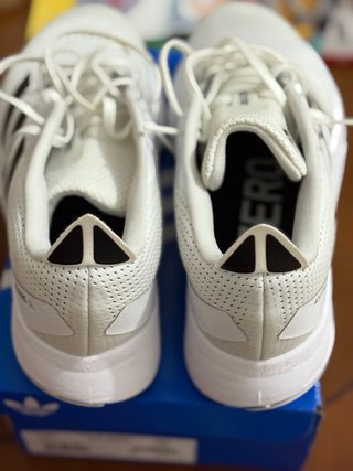 Adidas Adizero SL Talla 40 Blancas
