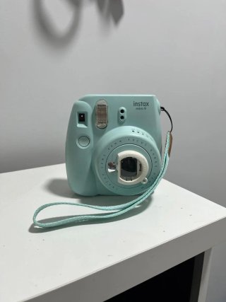 cámara fujifilm instax mini 9 azul pastel.