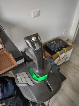 Joystick THRUSTMASTER T. 16000M FCS