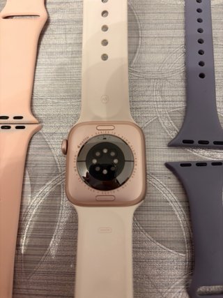 Apple Watch Series 10 (42mm) GPS + Cellular - rosa