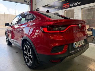 Renault Arkana Techno ETECH full hybrid 145cv