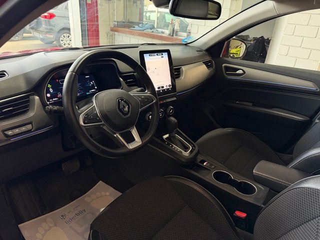 Renault Arkana Techno ETECH full hybrid 145cv