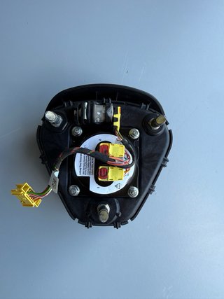Airbag Volante Tesla