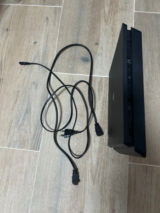 PlayStation 4 Slim 500GB Negra