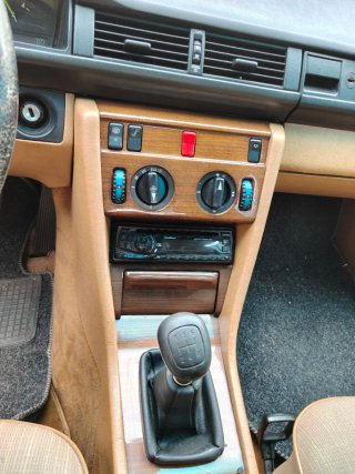 Mercedes W124 en venta– ITV recién pasada