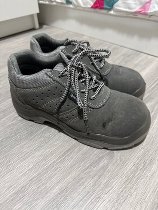 Zapatos de seguridad grises