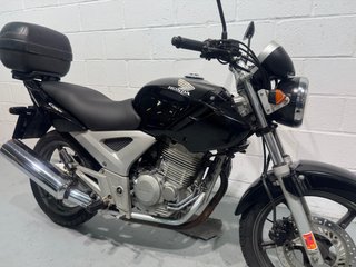 Honda CBF 250 "2006"