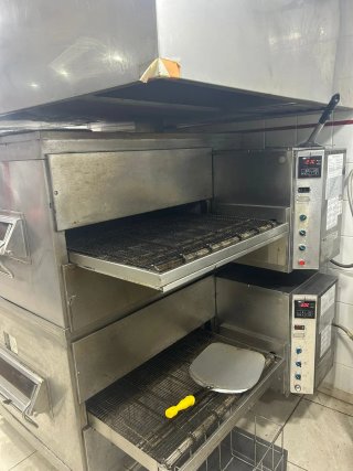 Horno industrial para pizza Middleby Marshall