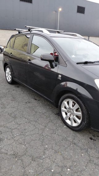 Toyota Corolla Verso 2004
