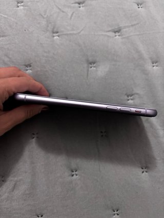 iPhone 11 Morado