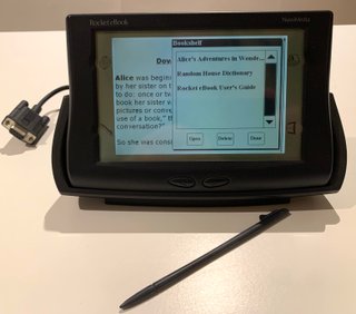 Lector eBook Histórico - Rocket eBook  (1998)