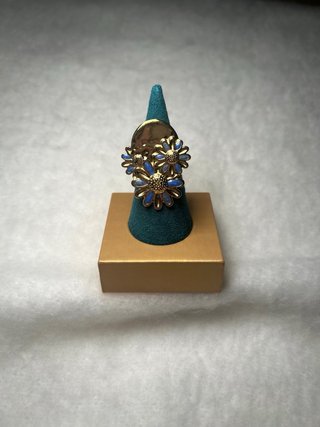 Anillo ajustable de flores azul dorado