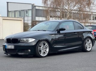 BMW 123d e82
