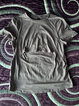 Camiseta Lactancia SHEIN Talla XL Morado