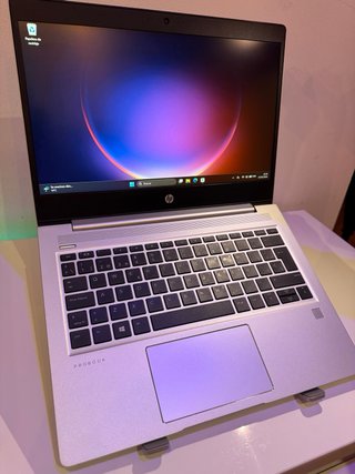 Portátil i7 HP 24GB RAM