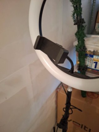 Aro de luz LED con trípode