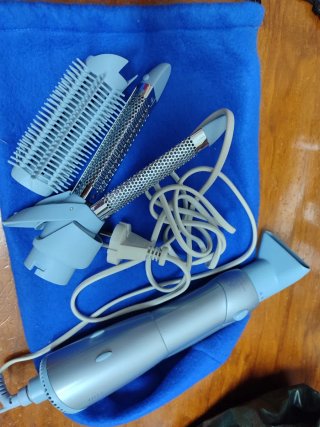 Secador de pelo Solac con accesorios