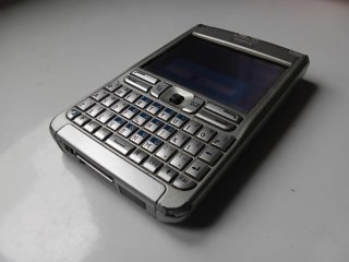 Nokia E61 Terminal Móvil con Teclado