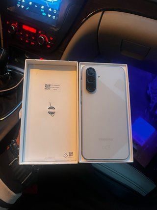 Samsung A56 5G Plata Nuevo