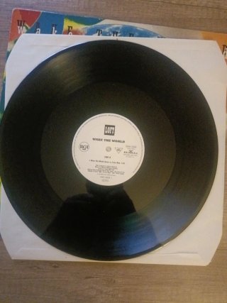 Maxi-single, Loft - Wake The World