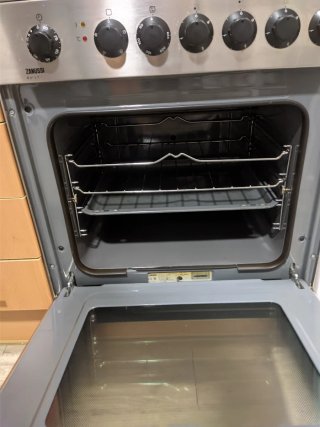 Horno, Vitrocerámica y Campana Extractora