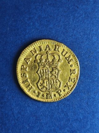 Medio escudo de oro, Carlos 3 cara rata