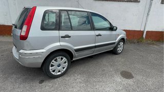 Ford Fusion 2004