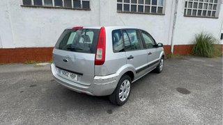 Ford Fusion 2004