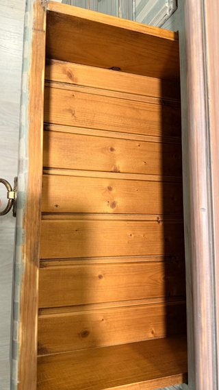 Cajonera de madera maciza