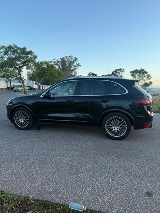 se aceptan cambios Porsche Cayenne 2012