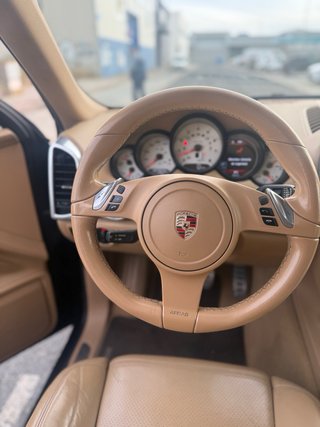 se aceptan cambios Porsche Cayenne 2012