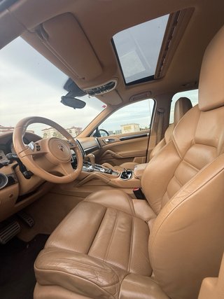se aceptan cambios Porsche Cayenne 2012