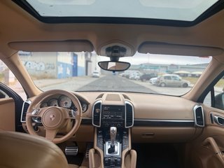 se aceptan cambios Porsche Cayenne 2012