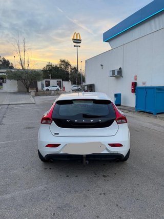Volvo V40 2014