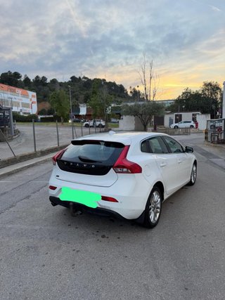 Volvo V40 2014
