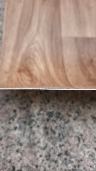 Suelo vinílico adhesivo imitación madera