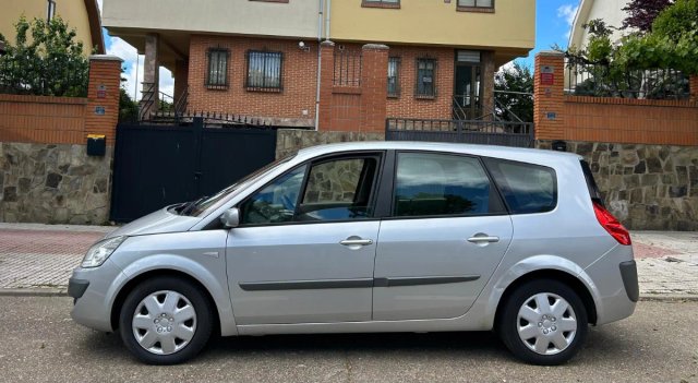 Renault Grand Scenic 2008