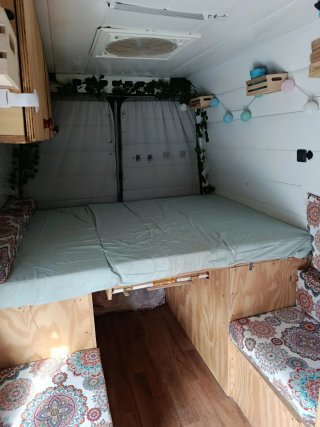 Camper Ford Transit Furgón 2.5D 1998 MOTOR AVERIAD