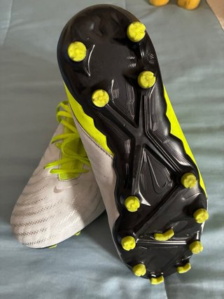 Botas de fútbol Nike Phantom Luna