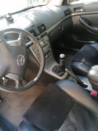 Toyota Avensis 2006