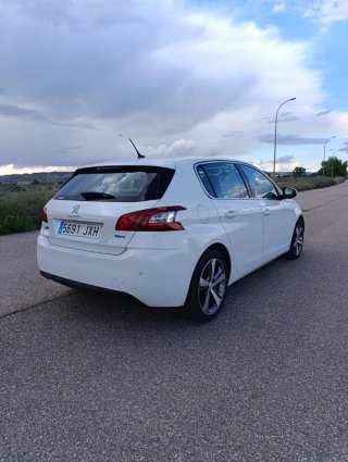 Peugeot 308 2017