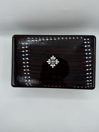 Caja Patek Philippe Negra y Beige