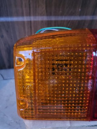 Piloto Trasero Derecho Nissan Patrol 1981 a 1988