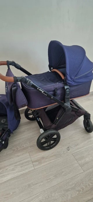 Carro Jane Muum