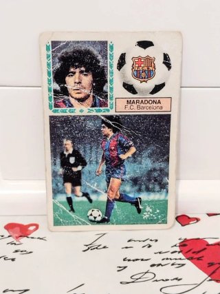 ANTIGUO CROMO MARADONA  LIGA 83/84