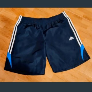 Pantalón corto Adidas azul