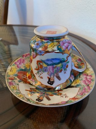 Taza de porcelana grande