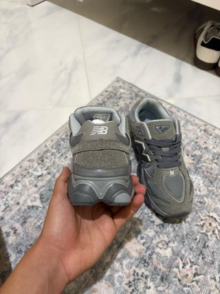 New Balance 9060 Gris