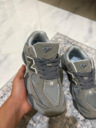 New Balance 9060 Gris